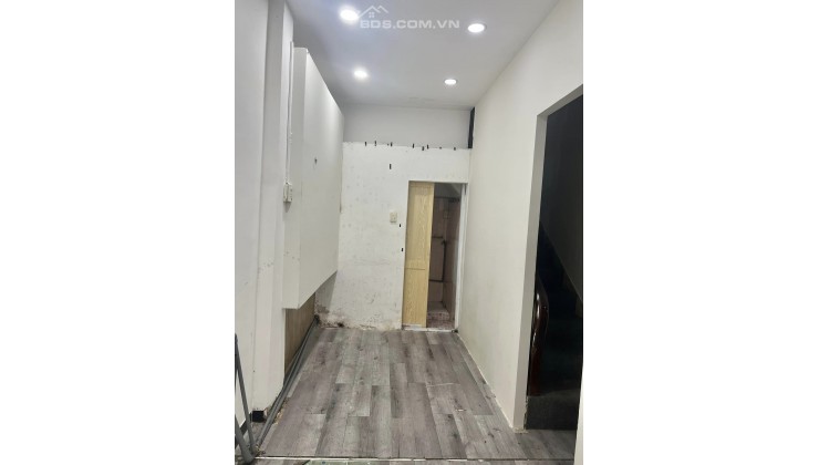 Nguyên căn Bàn Cờ Quận 03 30m2 4 lầu chỉ 30 triệu – Liên hệ: 0347995670